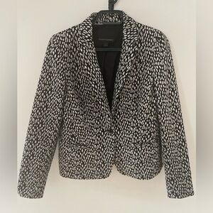 Banana Republic - Black and White Patterned Women's Jacket 🖤